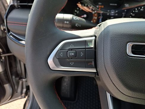 Used 2022 Jeep Compass Trailhawk AWD/4WD image 21