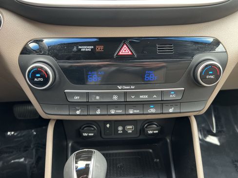 Used 2019 Hyundai Tucson Limited AWD/4WD image 20