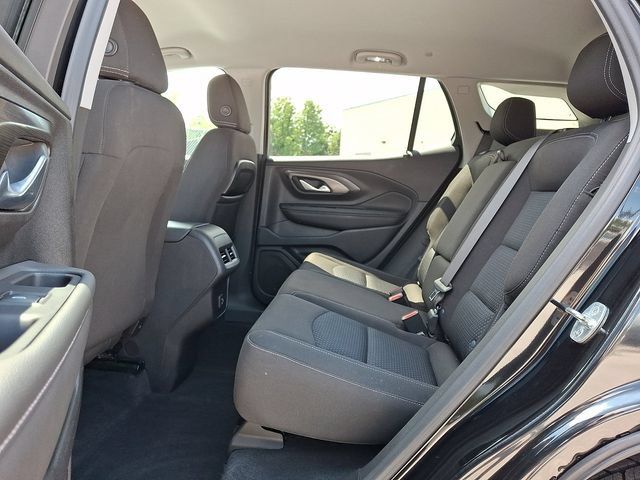Used 2023 GMC Terrain SLE AWD/4WD image 13