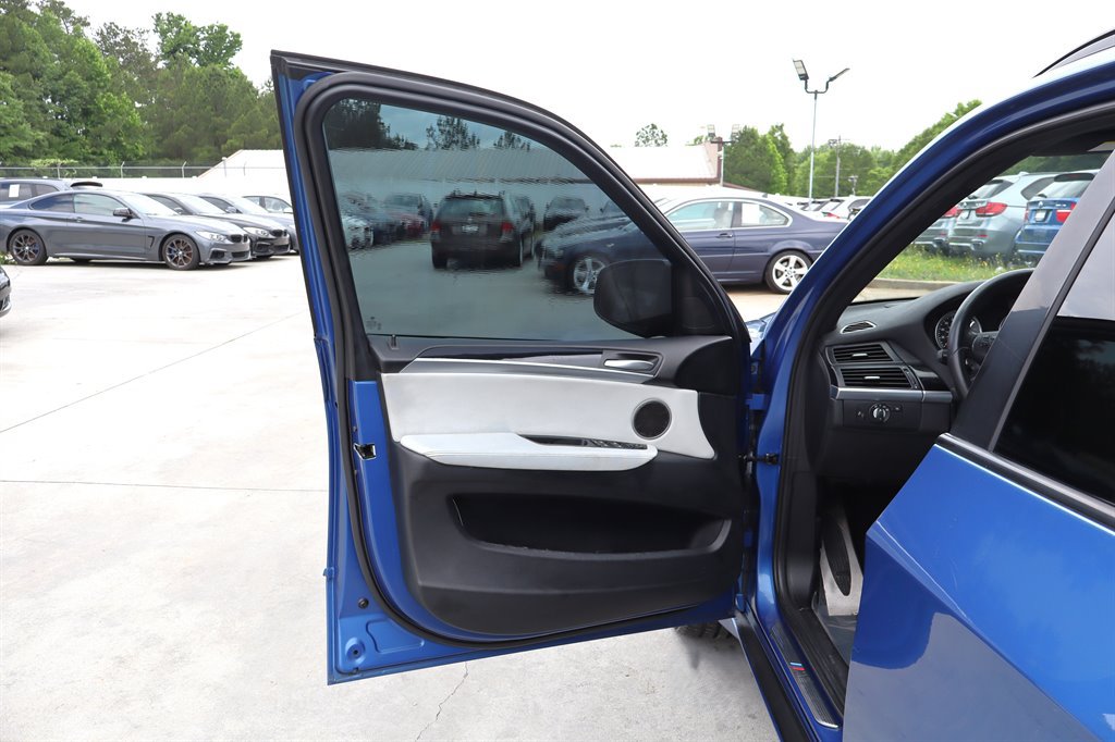 Used 2013 BMW X5 M AWD/4WD image 32
