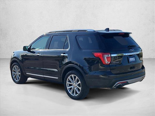 Used 2017 Ford Explorer Limited w/ Equipment Group 301A AWD/4WD image 7