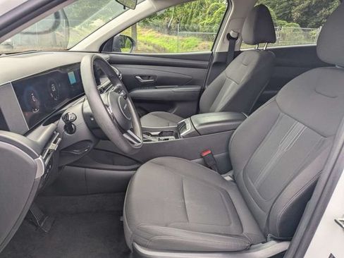 Used 2025 Hyundai Tucson SEL FWD image 19