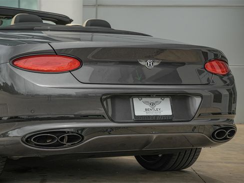 Certified 2024 Bentley Continental GT V8 image 15