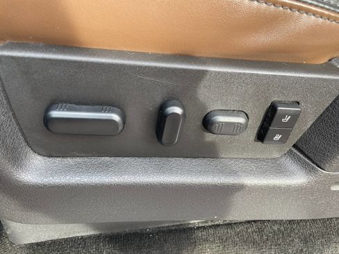 Used 2013 Ford F150 Platinum AWD/4WD image 20
