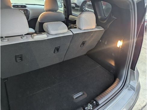 Used 2018 Kia Soul FWD image 11