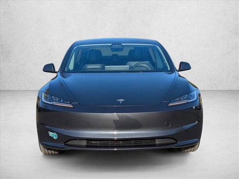 Used 2025 Tesla Model 3 Long Range image 2