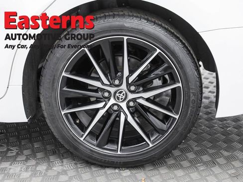 Used 2024 Toyota Camry SE image 32