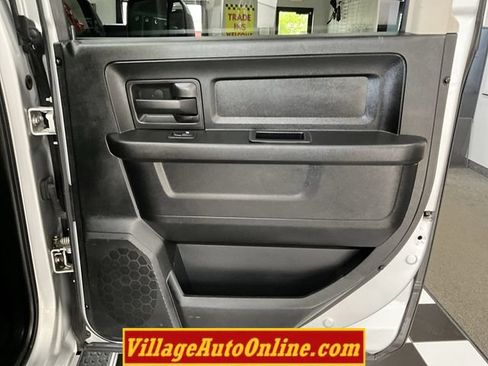 Used 2016 RAM 1500 Express AWD/4WD image 29