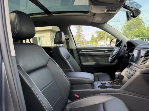 Used 2021 Volkswagen Atlas SE w/ Panoramic Sunroof Package AWD/4WD image 31
