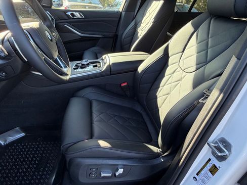New 2026 BMW X5 sDrive40i image 19
