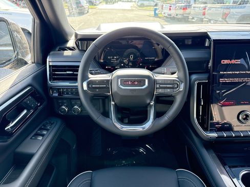 New 2026 GMC Yukon XL Elevation image 16