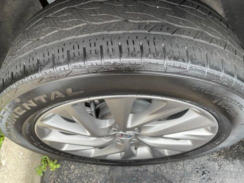 Used 2026 Buick Enclave Preferred FWD image 35
