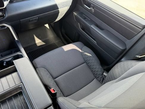 Used 2026 Toyota Tundra SR5 AWD/4WD image 32
