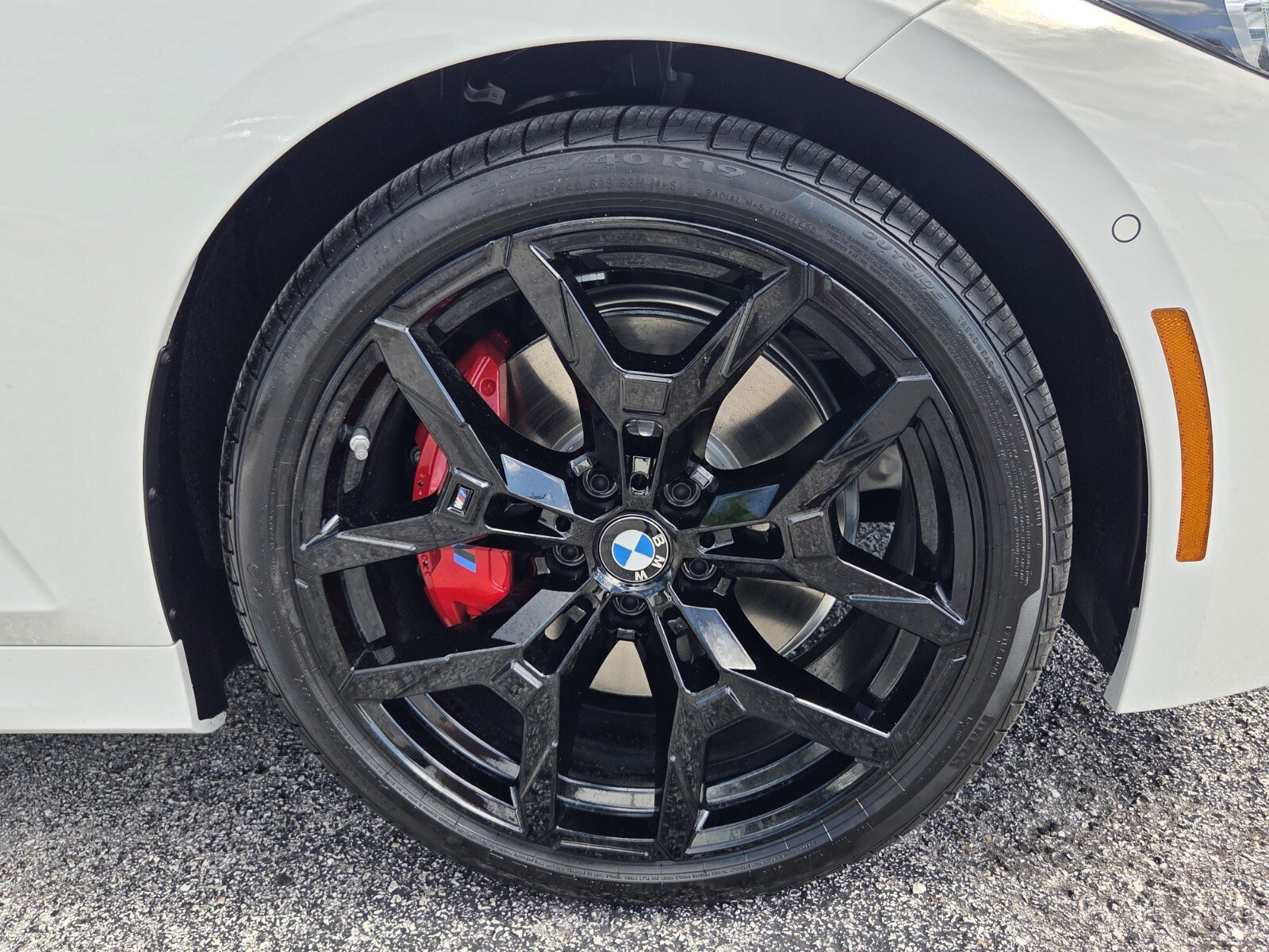 New 2026 BMW 330i Sedan w/ M Sport Package RWD image 9