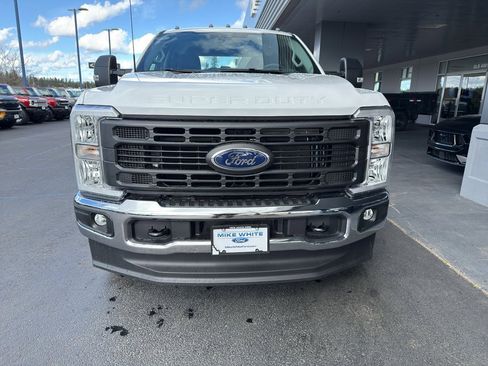 New 2026 Ford F250 XL w/ XL Driver Assist Package image 2