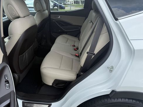 Used 2017 Hyundai Santa Fe Sport FWD image 9