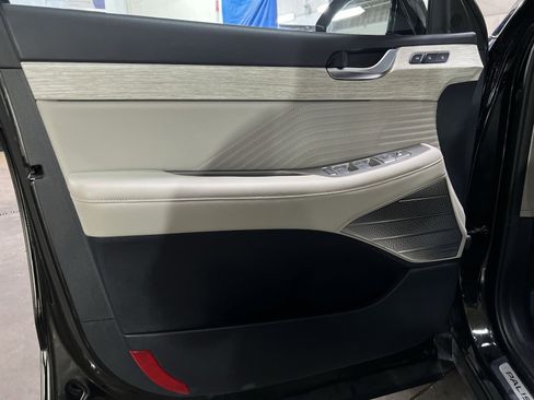 Used 2024 Hyundai Palisade Calligraphy image 14