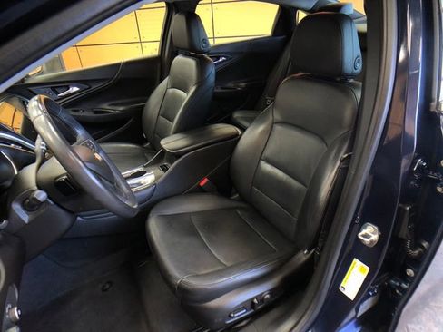 Used 2016 Chevrolet Malibu LT w/ Leather Package image 10