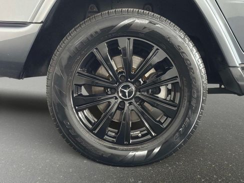 Used 2021 Mercedes-Benz G 550 image 16