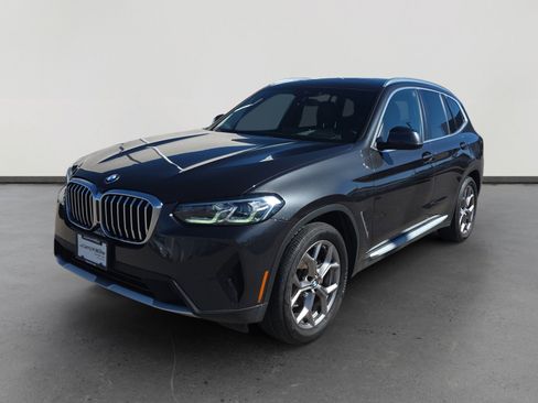 Used 2022 BMW X3 xDrive30i w/ Premium Package image 1
