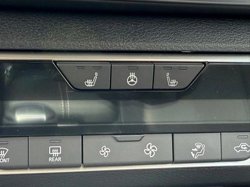 New 2025 Nissan Altima 2.5 SL image 36