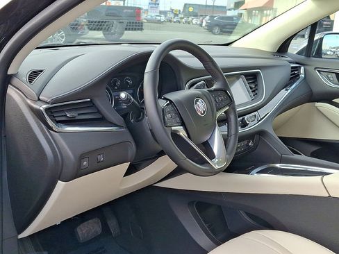 Certified 2023 Buick Enclave Essence image 10