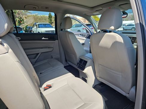 Certified 2023 Volkswagen Atlas SE w/ Panoramic Sunroof Package FWD image 14