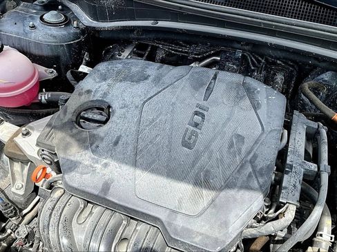 Used 2025 Kia Sportage LX FWD image 29