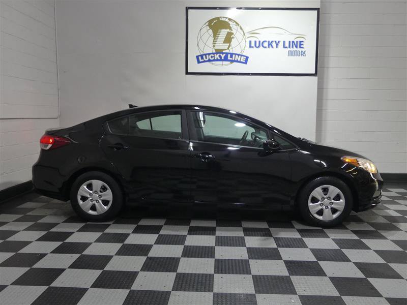 Used 2017 Kia Forte LX FWD image 6