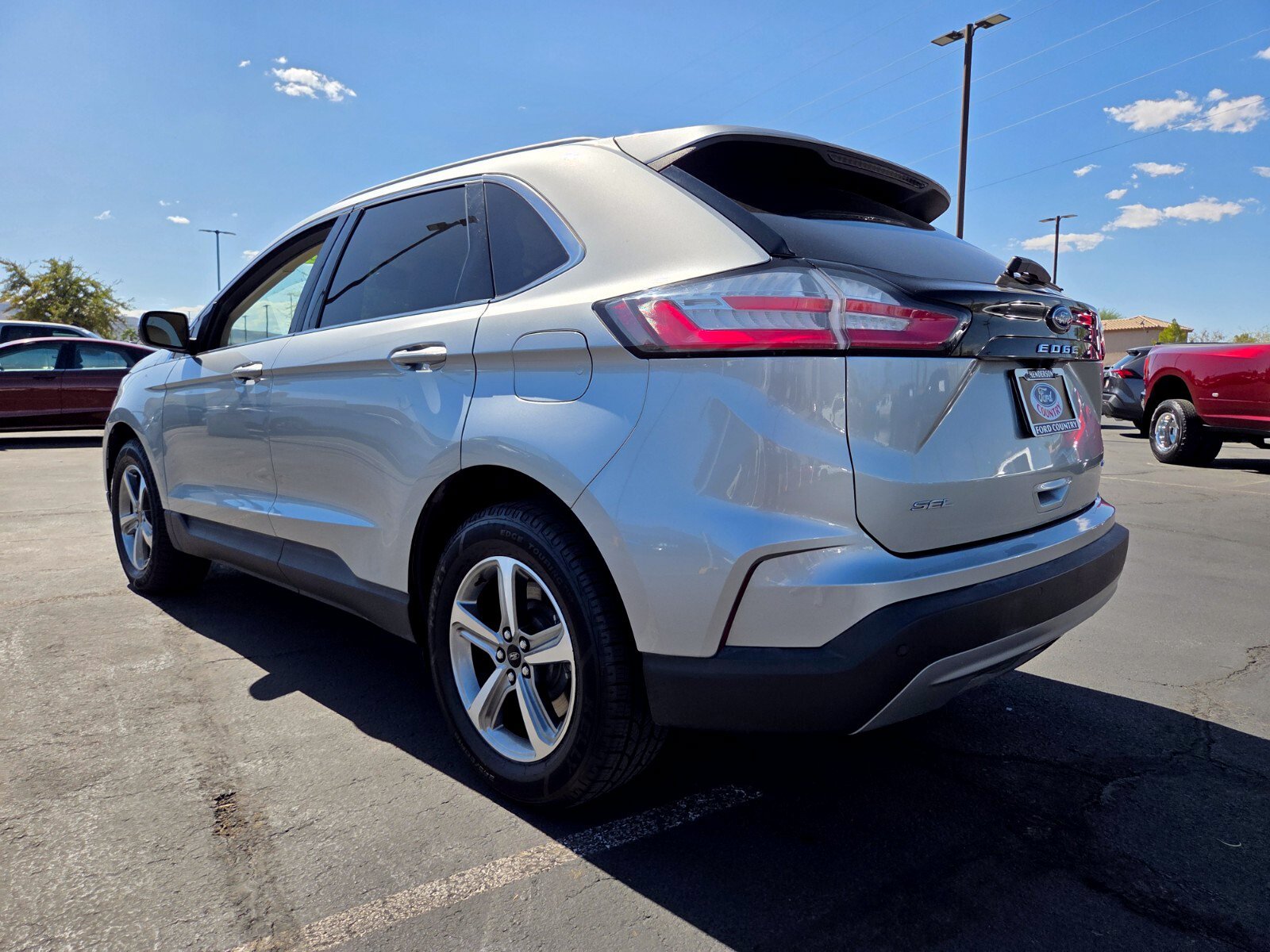 Certified 2024 Ford Edge SEL w/ Convenience Package AWD/4WD image 4