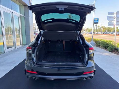 Used 2022 Maserati Levante Modena AWD/4WD image 7