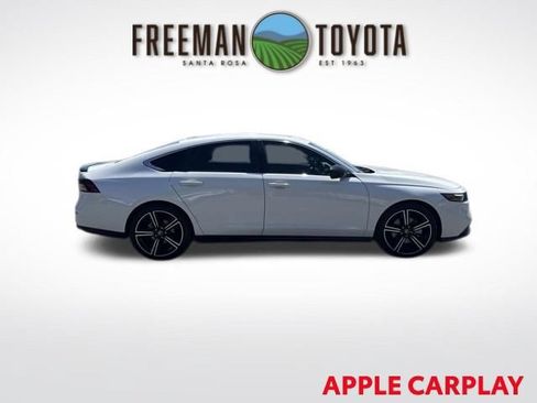 Used 2023 Honda Accord Sport image 3