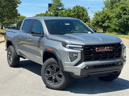 New 2025 GMC Canyon Elevation w/ Convenience Package image 2