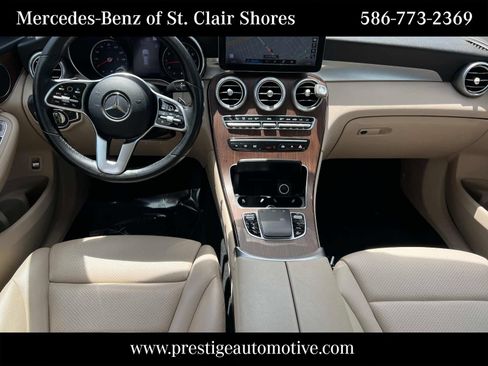 Used 2021 Mercedes-Benz GLC 300 4MATIC image 15