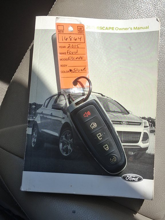 Used 2015 Ford Escape SE FWD image 34