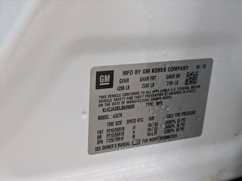 Used 2018 Buick Encore Preferred image 23