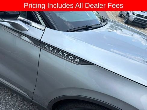 Used 2020 Lincoln Aviator Reserve w/ Equipment Group 201A RWD image 12