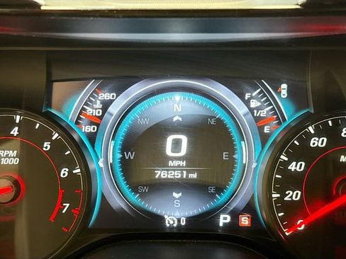 Used 2016 Chevrolet Camaro SS image 12