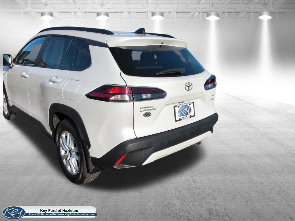 Used 2026 Toyota Corolla Cross LE w/ Moonroof Package AWD/4WD image 11
