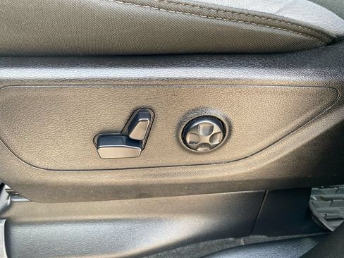 Used 2020 RAM 1500 Big Horn AWD/4WD image 22