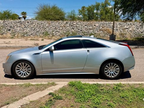 Used 2011 Cadillac CTS Performance w/ Luxury Level One Package RWD image 2