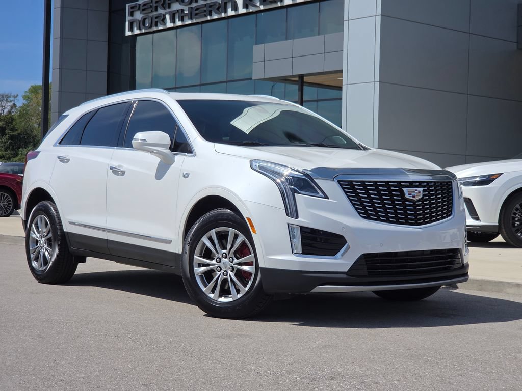 Used 2023 Cadillac XT5 Premium Luxury AWD/4WD image 2
