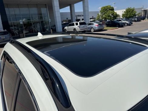 Used 2017 Nissan Rogue SV image 7