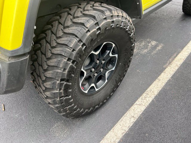 Used 2023 Jeep Wrangler Unlimited Rubicon w/ Cold Weather Group AWD/4WD image 16