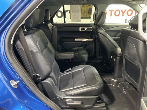 Used 2020 Ford Explorer XLT w/ Equipment Group 202A image 14