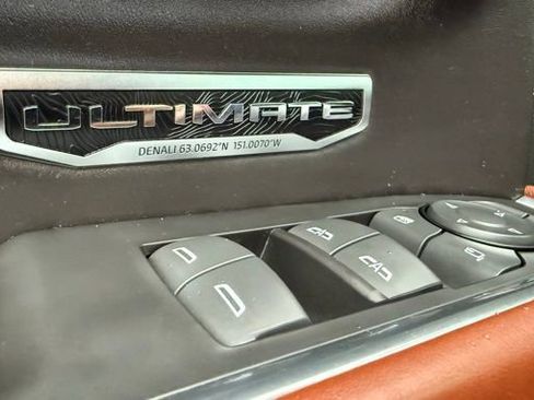 Used 2023 GMC Sierra 1500 Denali Ultimate image 36