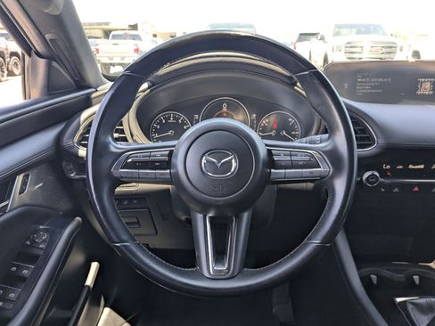 Used 2022 MAZDA MAZDA3 s FWD image 18