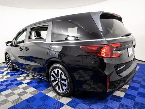 Used 2025 Honda Odyssey EX-L image 7