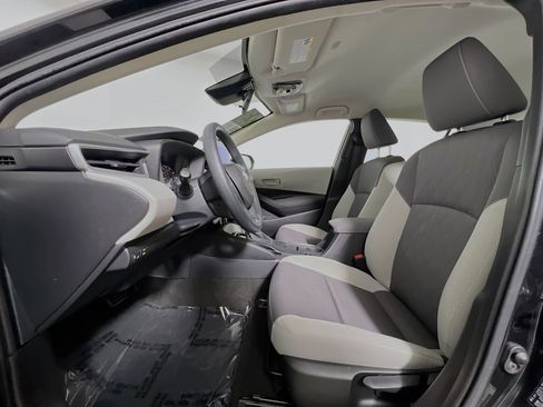 Used 2023 Toyota Corolla LE image 15