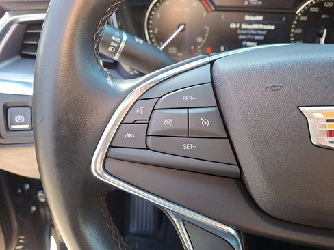 Certified 2022 Cadillac XT5 Luxury image 28